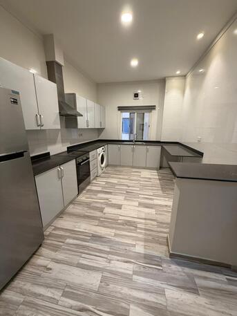 Juffair, Apartments, Flats, Houses & Villas, BHD 170/year,  Furnished,  1 BR,  Gorgeous Furnished 2 Bhk  For Sharing For 170 At Juffair Near Chines Emabssy.