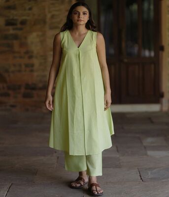 Mumbai, Clothing & Accessories, INR 1120,  Buy Women