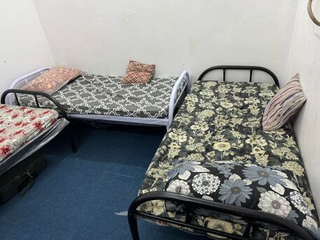 Manfouha, Rooms for Rent, SAR 400/month,  Furnished,  Bed Space Available In Front Of Manfouha Matero Station (Blue Line)