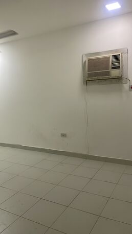 Busaiteen, Apartments, Flats, Houses & Villas, BHD 150/month,  Studio For Rent In Busaiteen