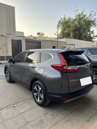 Riyadh, Vehicles, Cars & Trucks , SAR 64000,  Honda CR-V,  2018,  Automatic,  96000 KM,  Low Mileage