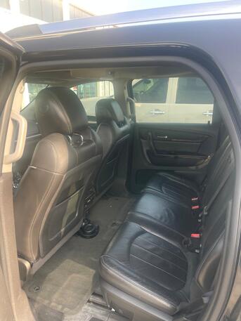 Muharraq, Vehicles, Cars & Trucks , BHD 2700,  Gmc Acadia,  2014,  Automatic,  176500 KM,  Luxury SUV