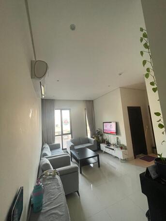 Adliya, Holiday/Vacation Rentals, BHD 150/month,  1 BR,  Sharing Room For Rent In Adliya With EWA , Unlimited