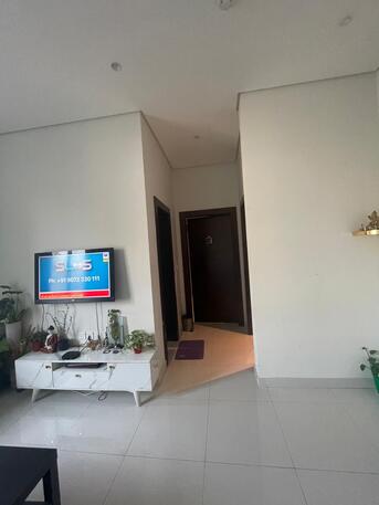 Adliya, Holiday/Vacation Rentals, BHD 150/month,  1 BR,  Sharing Room For Rent In Adliya With EWA , Unlimited