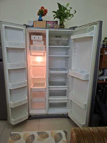 Salmaniya, Household Items, BHD 75,  450 Liter Strong & Reliable Fridge For Sale - LG Brand