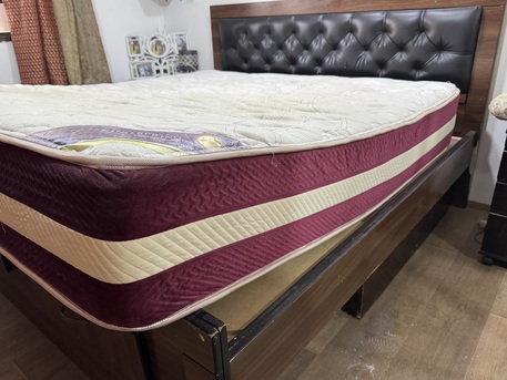 Jubail, Household Items, SAR 1700,  King Size Storage Bed With Latex Matress