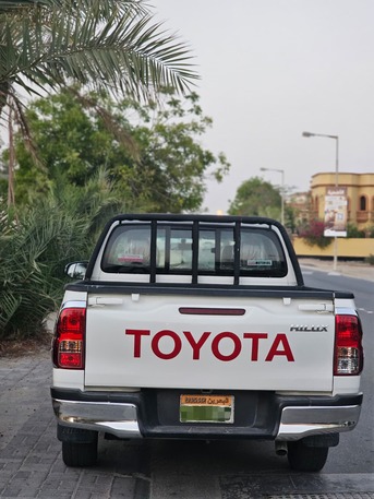 Zinj, Vehicles, Cars & Trucks , BHD 6800,  TOYOTA HILUX 2.7,  2020,  Automatic,  173000 KM,  Toyota Hilux  Pick-Up 2.7 | GCC Spec