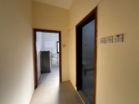 Salmaniya, Appliances, BHD 180,  STUDIO/NEWLY RENOVATED BUILDING/UNLIMITED EWA/FULLY FURNISHED