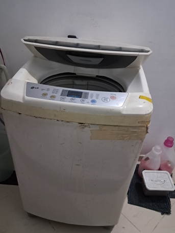 Jeddah, Appliances, SAR 450,  LG WASHING MACHINE 9 KG