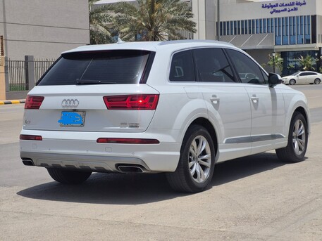 Riyadh, Vehicles, Cars & Trucks , SAR 93000,  Audi Q7,  2018,  Automatic,  165500 KM,    2.0 TFSI | Full Audi Service History | Very Clean | SR 93,000