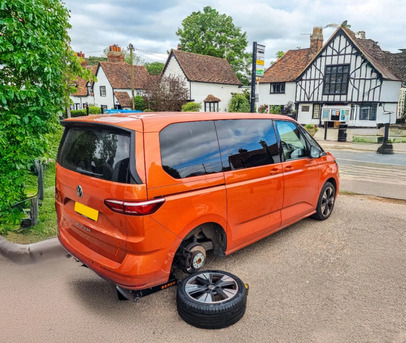 London, Automotive, Fast & Reliable Mobile Caravan Tyre Fitting Services
