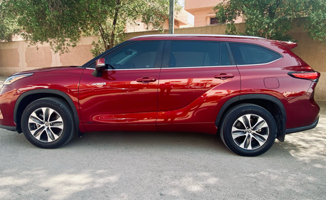 Al Naseem, Vehicles, Cars & Trucks , SAR 1,  Toyota Highlander Hybrid,  2023,  Automatic,  105000 KM,  Toyota Highlander  , GLE- Cash