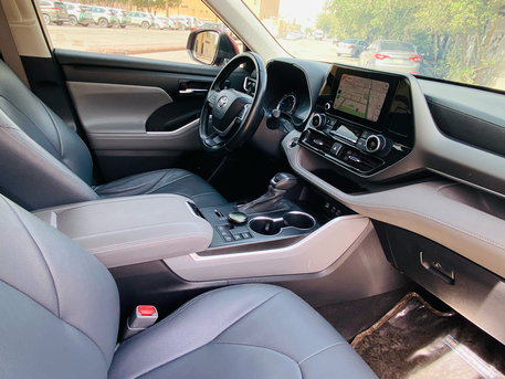 Al Naseem, Vehicles, Cars & Trucks , SAR 1,  Toyota Highlander Hybrid,  2023,  Automatic,  105000 KM,  Toyota Highlander  , GLE- Cash