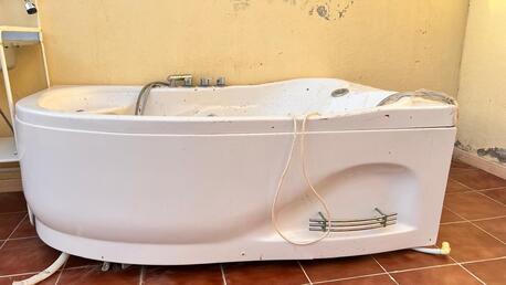 Al Naeem, Household Items, JACUZZI TUB