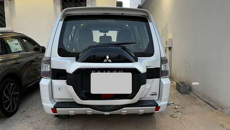 Hofuf, Vehicles, Cars & Trucks , SAR 50000,  Mitsubishi Pajero,  2016,  Automatic,  118800 KM,  Pajero  3.5 CC