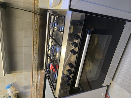 Riyadh, Appliances, SAR 500,  5 Burner Gas Hob - GLEM-Gas & Samsung Washing Machine