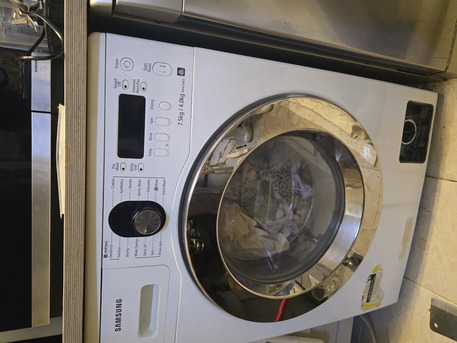Riyadh, Appliances, SAR 500,  5 Burner Gas Hob - GLEM-Gas & Samsung Washing Machine