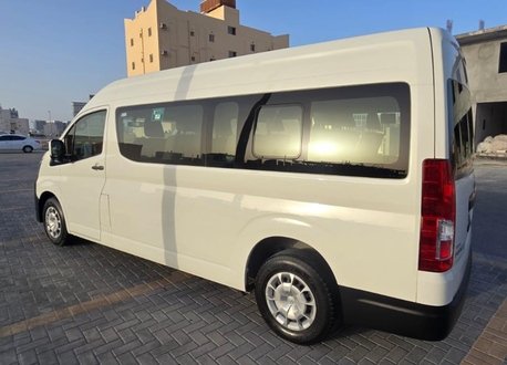 Manama, Vehicles, Cars & Trucks , BHD 1,  Toyota Hi-Ace,  2023,  Automatic,  5900 KM,  Toyota Hiace  - Passenger