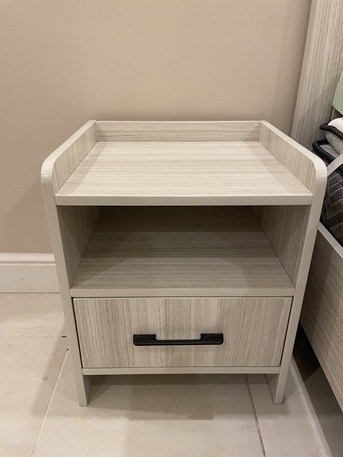 Obhur Al Janoubiyah, Furniture, SAR 1200,  Like New Queen Bed Set - Frame, Matress, Bedding, Nighstand