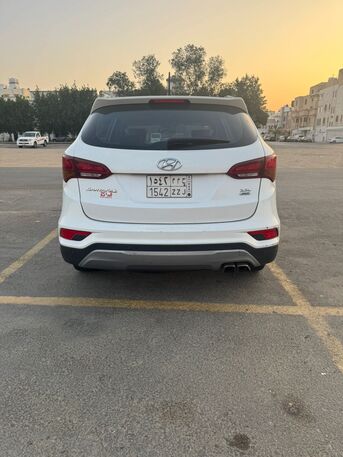 Jeddah, Vehicles, Cars & Trucks , SAR 42000,  Hyundai Santa Fe,  2016,  Automatic,  280000 KM,  Santa Fe For Sale