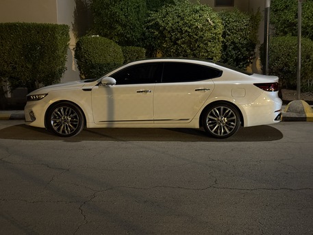 Riyadh, Vehicles, Cars & Trucks , SAR 90000,  KIA K7,  2020,  Automatic,  33000 KM,    - Like New