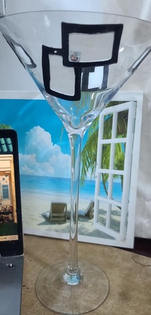 Riffa, Household Items, BHD 8,  Fancy Giant Wine Glass Decor