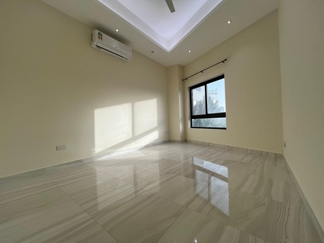 Mahooz, Apartments, Flats, Houses & Villas, BHD 280/year,  2 BR,  MAHOOZ STUNNING SEMIFURNISHED 2 BEDROOM APARTMENT FOR RENT NEAR IBN NAFEESA HOSPITA