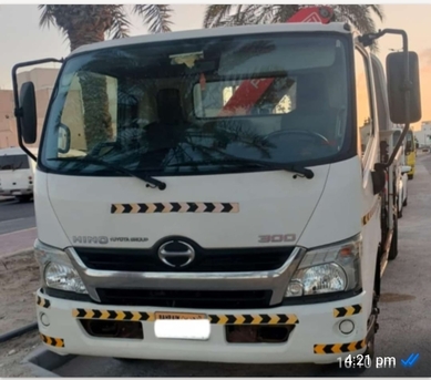 Manama, Vehicles, Cars & Trucks , Lamborghini Bravo,  2016,  Manual,  115000 KM,   Hino Six Wheel With Crane.