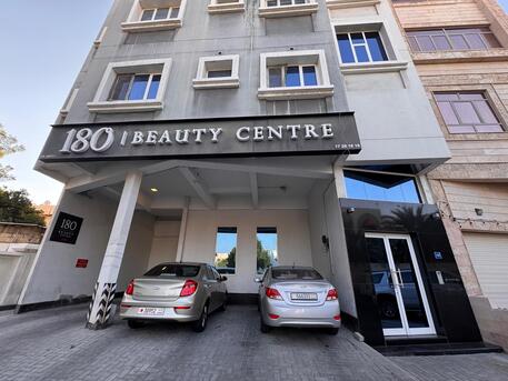 Manama, Apartments, Flats, Houses & Villas, BHD 110/month,  2 BR,  Room For Rent For Bachelor LADY Only