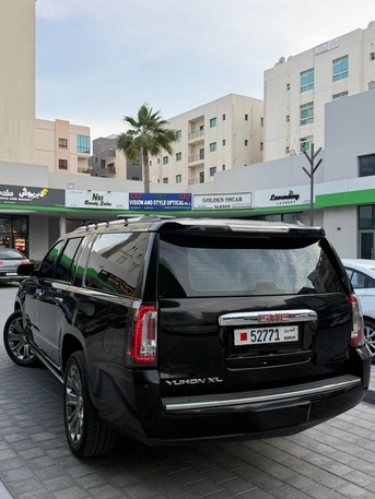 Hidd, Vehicles, Cars & Trucks , BHD 7700,  GMC Yukon Denali,  2016,  Automatic,  150 KM,