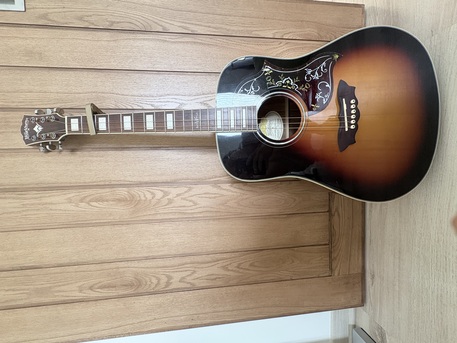 Isa Town, Musical Instruments, BHD 100,  For Sale: Premium Washburn WD220S Heritage Series