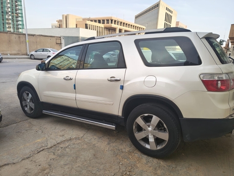 Al Wizarat, Vehicles, Cars & Trucks , SAR 15000,  Gmc Acadia,  2011,  Automatic,  254000 KM,   FOR SALE