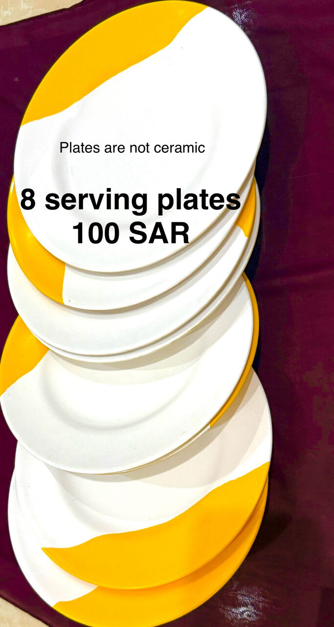 Jeddah, Household Items, SAR 300,  Serving Plates, Guitar And Pancake Cast Iron Pan