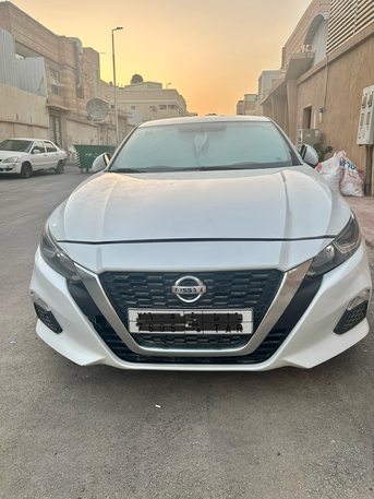 Riyadh, Vehicles, Cars & Trucks , SAR 53500,  Nissan Altima,  2021,  Automatic,  115300 KM,