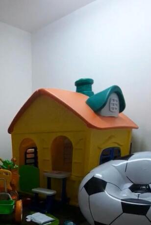 Khobar, Baby & Kid Stuff, SAR 950,  Kids Playing House, Bicycle & Slide