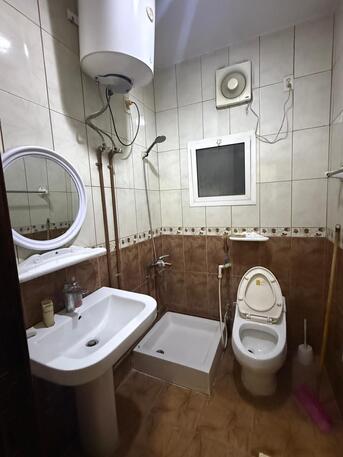 Jubail, Apartments, Flats, Houses & Villas, SAR 2500/month,  2 BR,  300 Sq. Meter,  Rent A 2 BHK Flat At Dunkin Donut Building