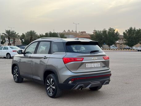 Riyadh, Vehicles, Cars & Trucks , SAR 38000,  Chevrolet Captiva,  2022,  Automatic,  120000 KM,    Full Option