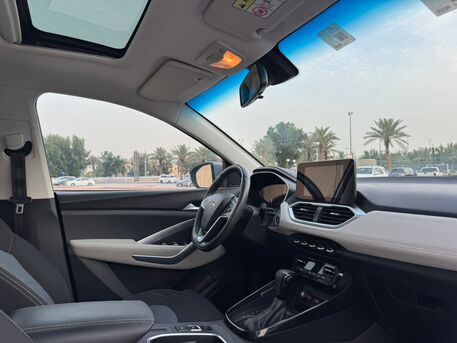 Riyadh, Vehicles, Cars & Trucks , SAR 38000,  Chevrolet Captiva,  2022,  Automatic,  120000 KM,    Full Option