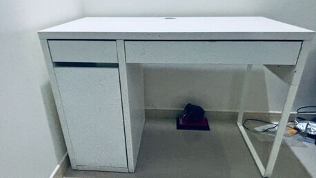 Riyadh, Household Items, SAR 1900,  Selling Refrigerator And IKEA Table, Chair