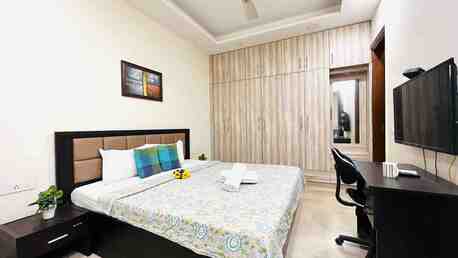 Mumbai, Apartments, Flats, Houses & Villas, INR 7895/day,  2 BR,  1300 Sq. Feet,  2BHK City Center - Lift, Balcony, Terrace
