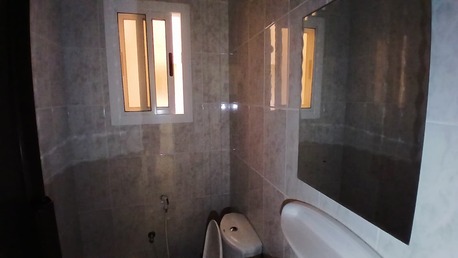 Janabiya, Apartments, Flats, Houses & Villas, BHD 200/month,  2 BR,  2 Bedroom Flat For Rent In Janabiya