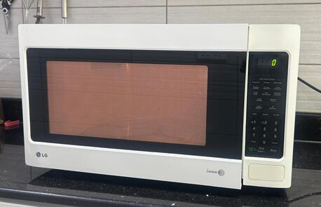 Manama, Appliances, BHD 25,  Microwave Oven