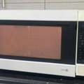 BHD 25,  Microwave Oven