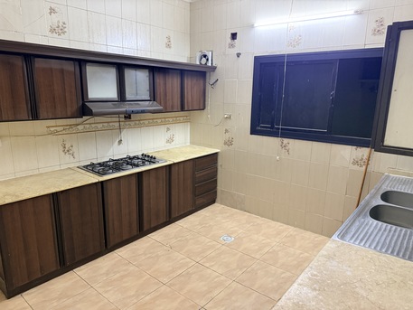 Al Aziziyah, Apartments, Flats, Houses & Villas, SAR 1700/month,  2 BR,  2Room Family Flat For Rent Close To Pakistani School Al Azizia Jeddah 1700/month