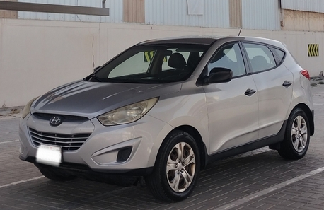 Manama, Vehicles, Cars & Trucks , Hyundai Tucson,  2014,  Automatic,  200000 KM,