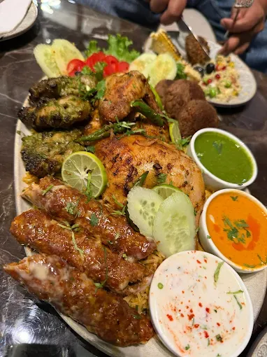 Punjab, Food & Drink, La Forma - Multi Cuisine Restaurant