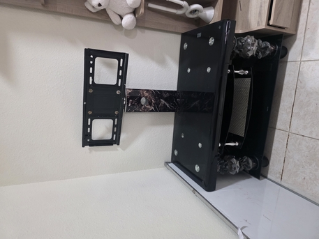 Jubail, Furniture, SAR 100,  TV Table / Glass