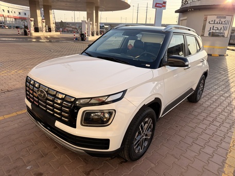 Ad Diriyah, Vehicles, Cars & Trucks , SAR 41000,  Hyundai Venue,  2023,  Automatic,  113000 KM,  Turbo Engine  For SALE