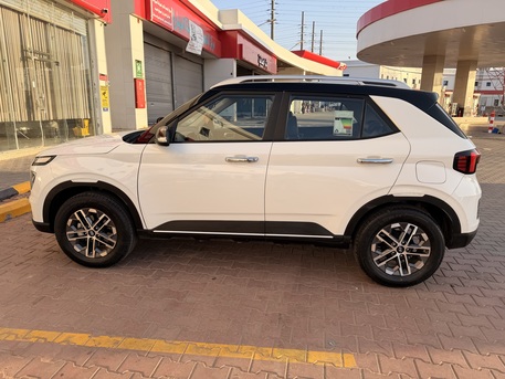 Ad Diriyah, Vehicles, Cars & Trucks , SAR 41000,  Hyundai Venue,  2023,  Automatic,  113000 KM,  Turbo Engine  For SALE