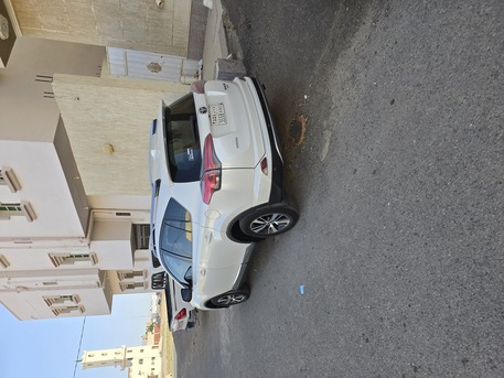 Rabigh, Vehicles, Cars & Trucks , SAR 48000,  Toyota RAV4,  2017,  Automatic,  238 KM,   , 48000, 238xxx